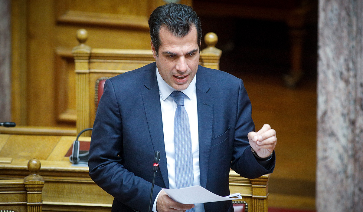 Πλεύρης: Αναμενόμενη και ελεγχόμενη η αύξηση των κρουσμάτων