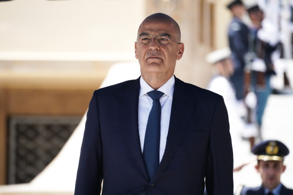 Κατηγορούν για «Συριζαίο» τον Νίκο Δένδια γιατί έκοψε τους εξοπλισμούς του Φλώρου