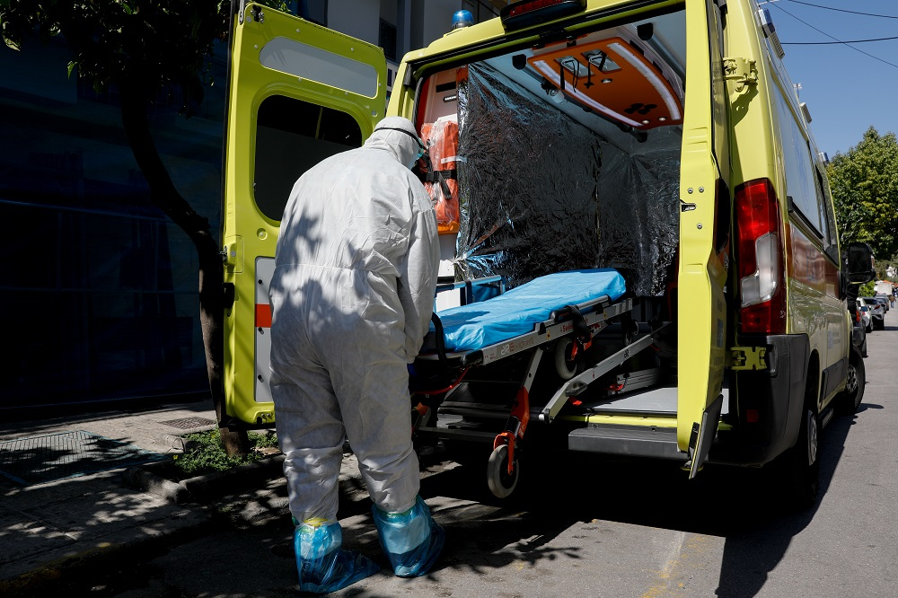 Νέα κρούσματα σήμερα 2/8: «Χτυπά» 16 περιοχές της Ελλάδας ο κορονοϊός – Μεγάλη διασπορά, αναλυτικά η κατανομή