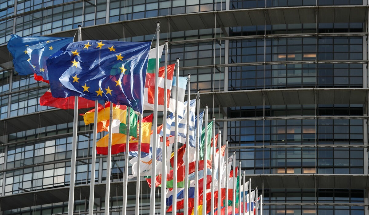 To Bloomberg αποκαλύπτει το σχέδιο για «ενιαίο ευρωπαϊκό αμυντικό δόγμα»