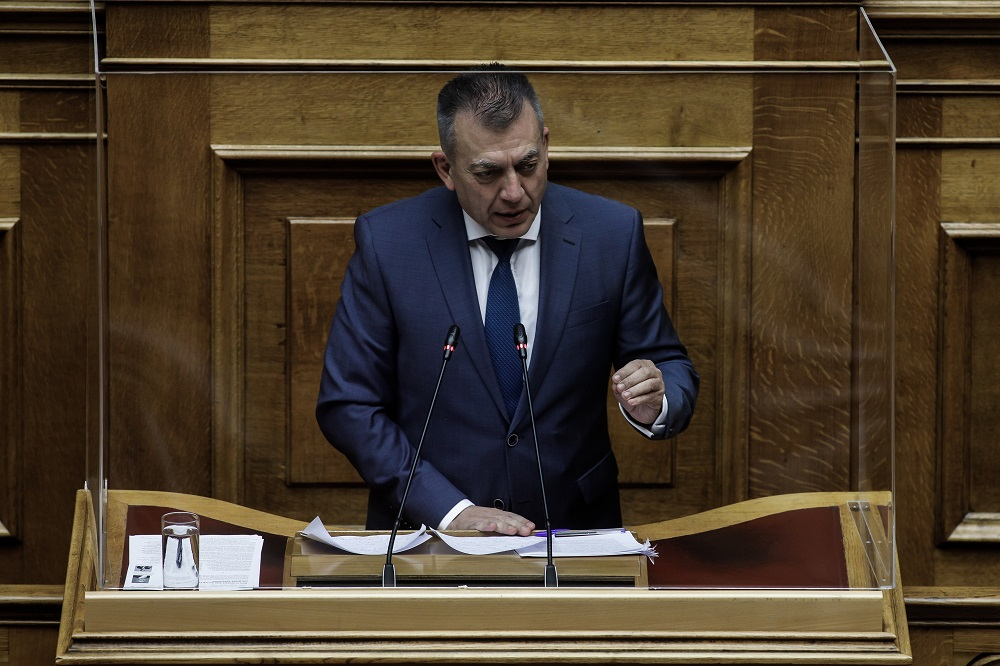 Βρούτσης: Δεν θίγονται οι συντάξεις – Βιώσιμο το ασφαλιστικό σύστημα