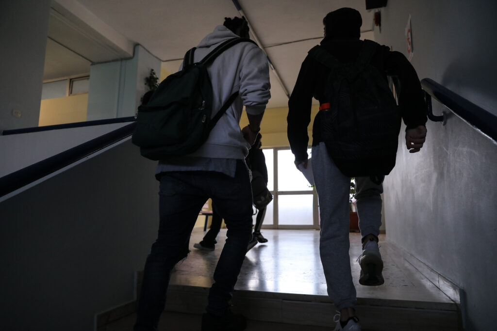 Ώρα πληρωμής για επίδομα παιδιού Μαΐου – Ποιοι θα πάρουν 1,5 δόση