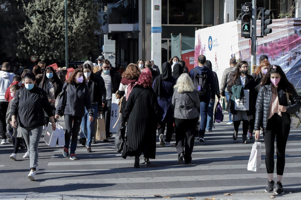 Όλα ανοικτά για τον χρόνο άρσης των μέτρων – Φοβίζουν οι σκληροί δείκτες της πανδημίας