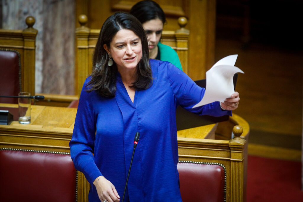 Νίκη Κεραμέως: «Δεν υπάρχει η παραμικρή ένδειξη ότι ο πρωθυπουργός έκανε υποκλοπές»