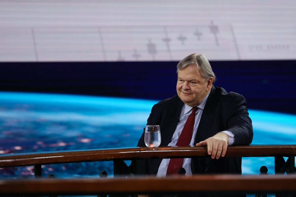 Βενιζέλος «κατακεραυνώνει» Κανέλλη