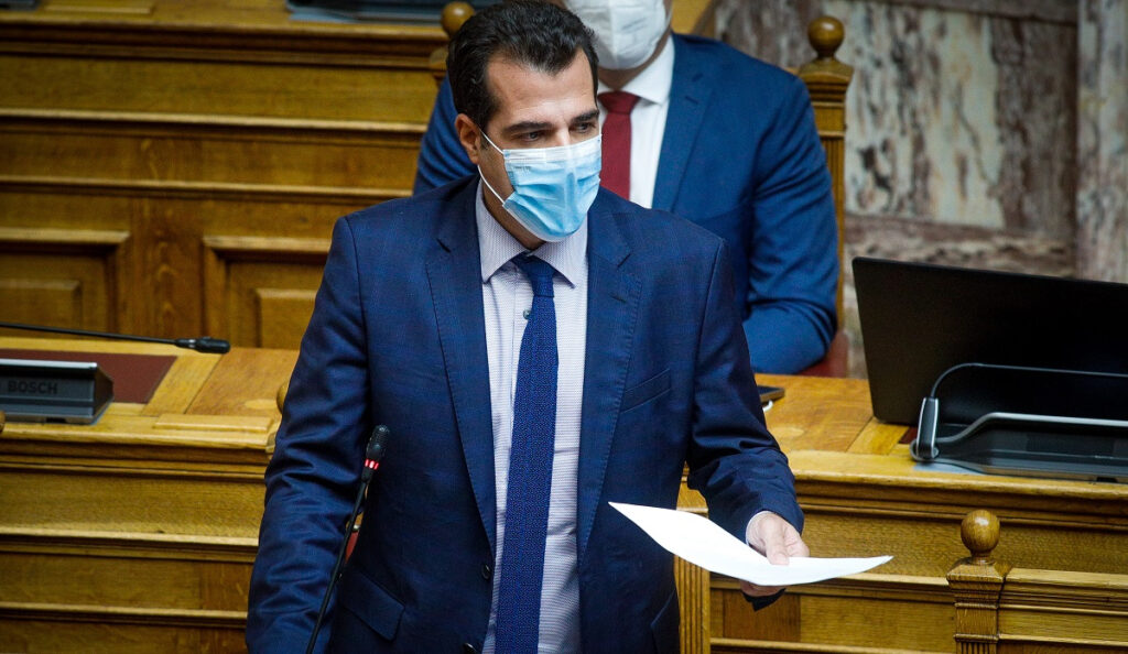 Πλεύρης: Ανεμβολίαστο το 90% στις ΜΕΘ – «Τα νούμερα είναι αμείλικτα»
