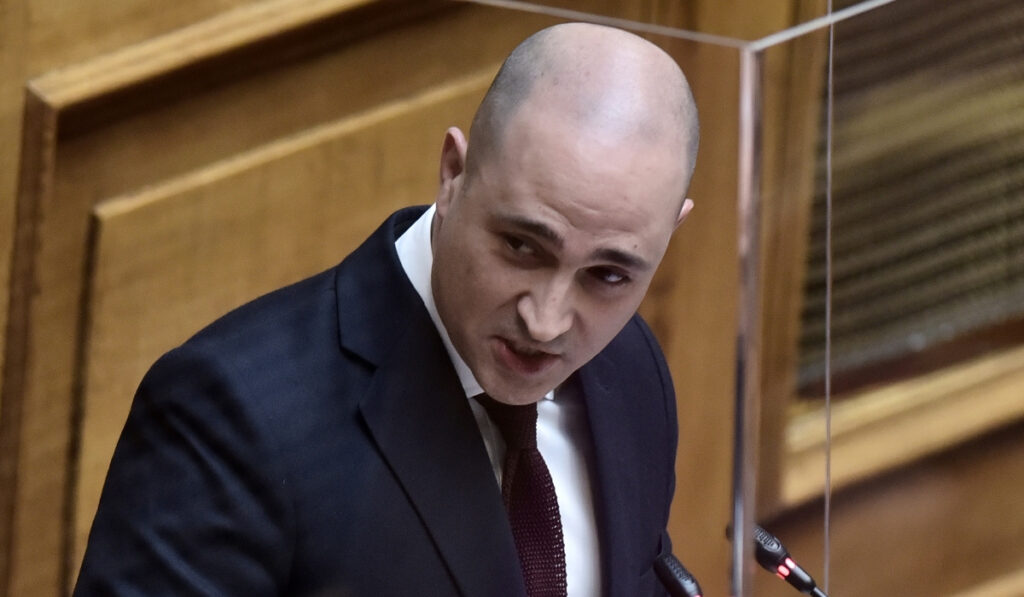 Ο Μπογδάνος τρολάρει Φαήλο Κρανιδιώτη που έλεγε το 2017 τον Θάνο Τζήμερο «αγράμματο λαϊκιστή»
