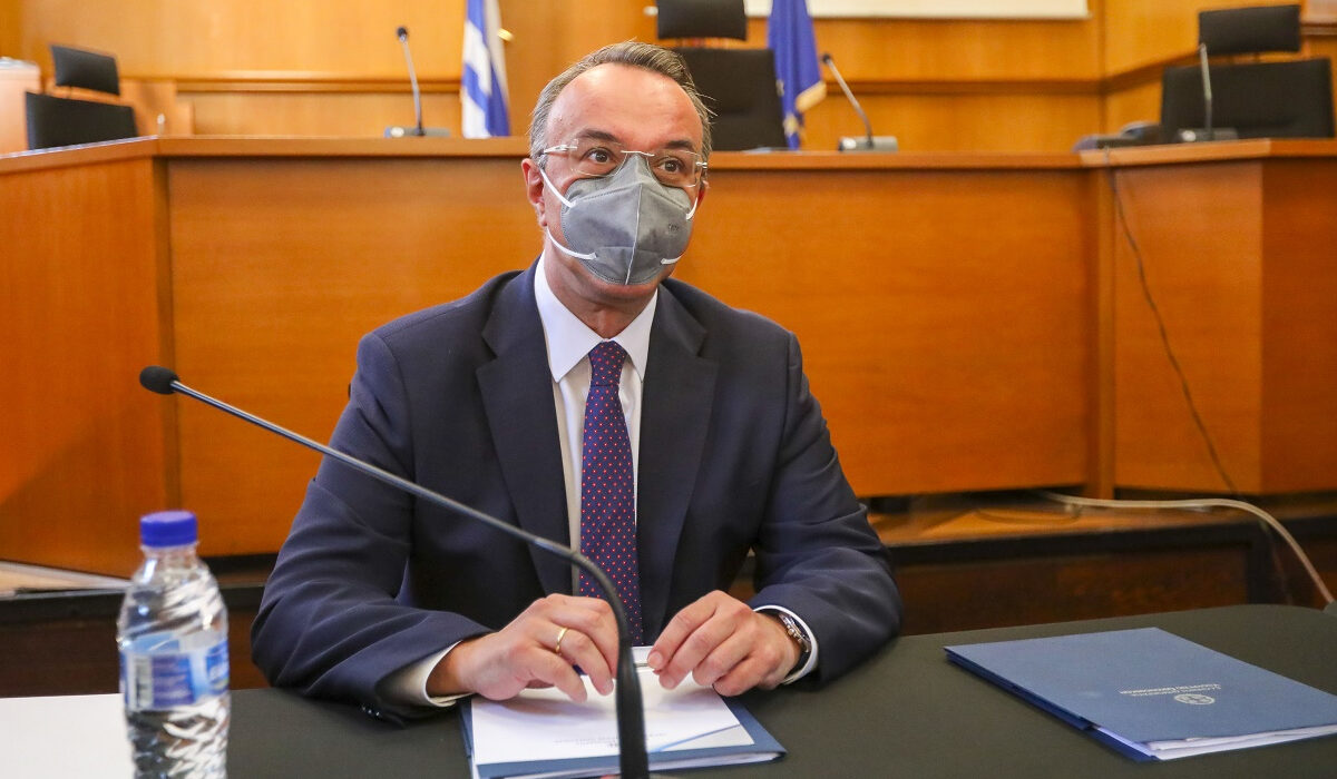 Σταϊκούρας: Κανένας νέος φόρος το 2022 – «Παράθυρο» για επιπλέον μείωση ΕΝΦΙΑ