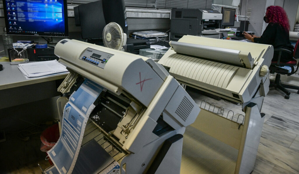 Φορολογικές δηλώσεις 2025 με μεγάλες αλλαγές – Νέα προθεσμία και ποινές