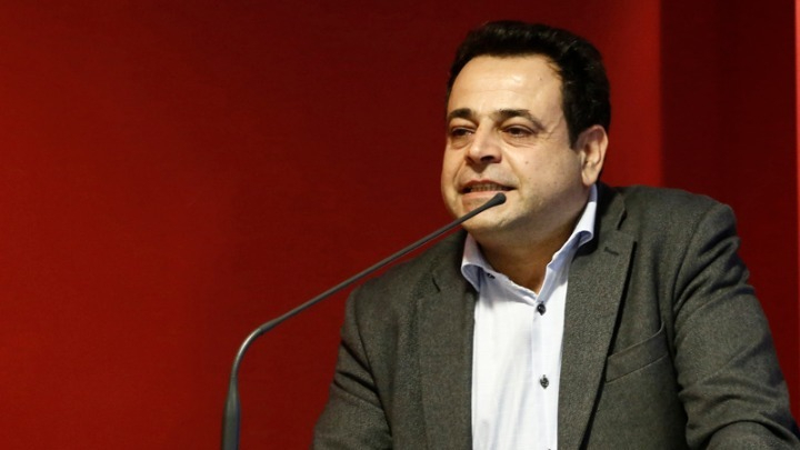 Σαντορινιός: Να κάνει γνωστές τις προθέσεις της η ΝΔ για τα 10 περιφερειακά λιμάνια