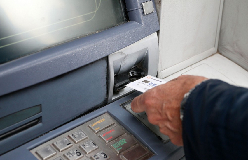 Επίδομα 800 ευρώ: Τα νέα επαγγέλματα που εντάσσονται – Δείτε την απόφαση