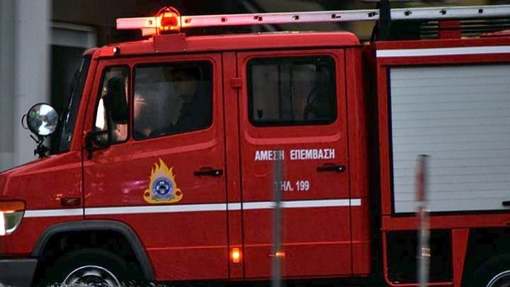 Υπό μερικό έλεγχο η φωτιά στο Μετόχι Αχαΐας