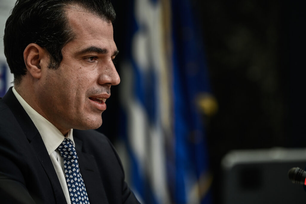 Πλεύρης ο «απαρνητής»