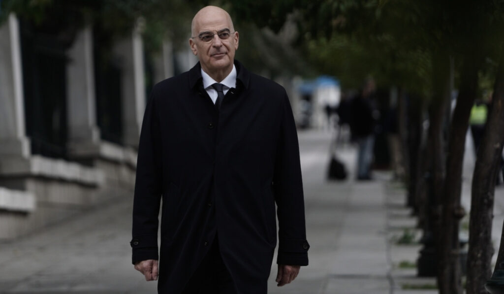 Στήριξη από την Ουάσιγκτον «ψάχνει» ο Δένδιας
