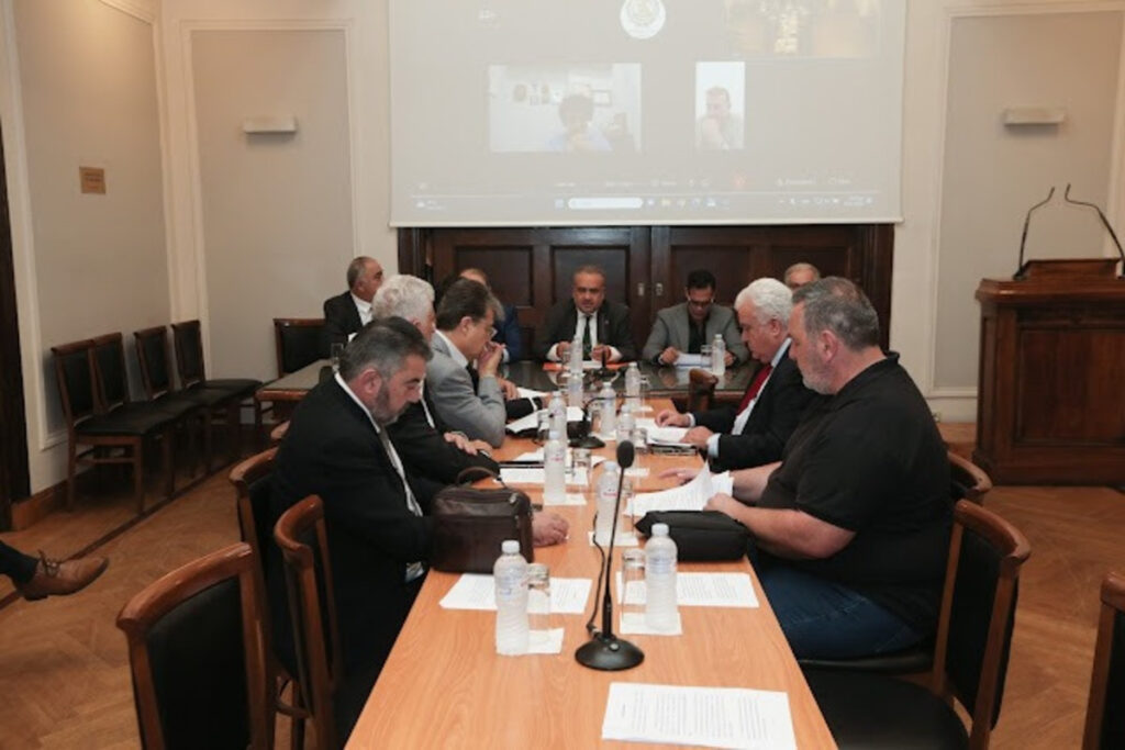 Στα κάγκελα οι επιστημονικοί και επαγγελματικοί φορείς για τη φοροεπιδρομή