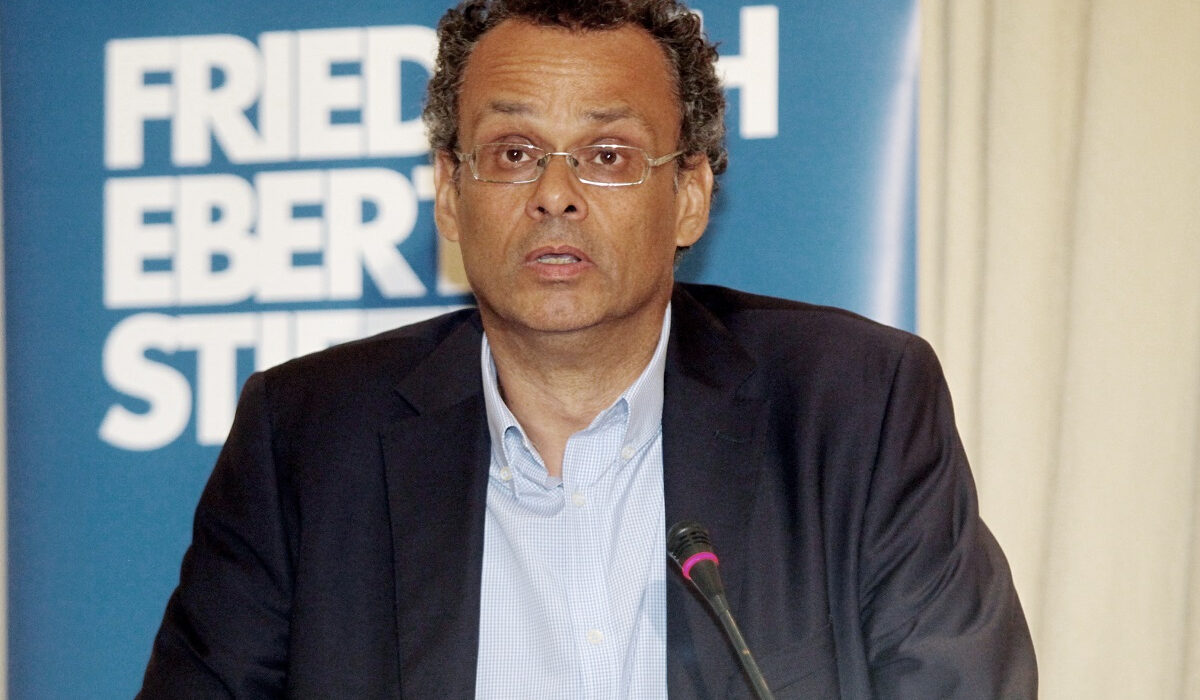 Ξενοφών Κοντιάδης: Τηλεφωνικές υποκλοπές και κατάχρηση εξουσίας