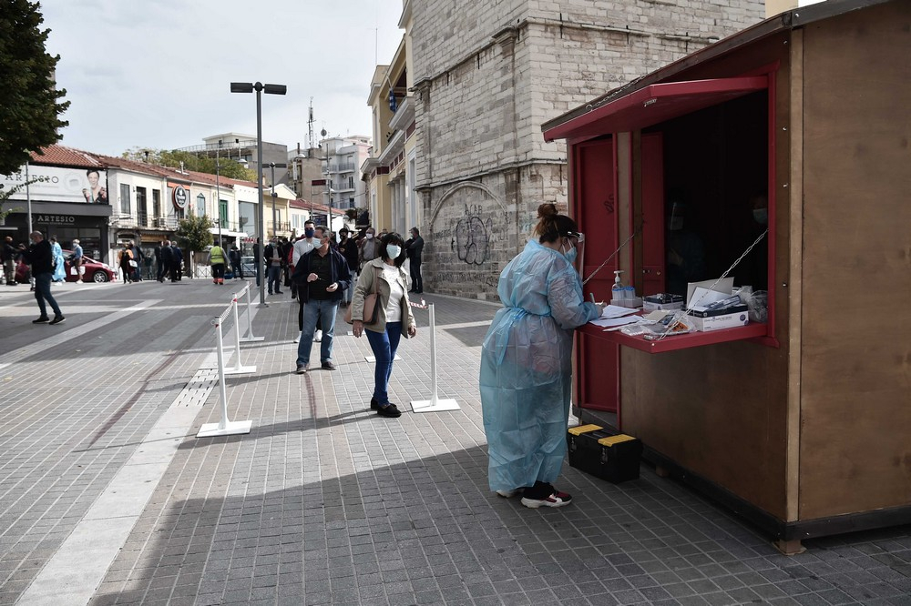 Το «ένοχο» μνημόσυνο στην Κοζάνη και τα κρούσματα, «δεν θα γίνουμε Ιφιγένεια της Ελλάδος»
