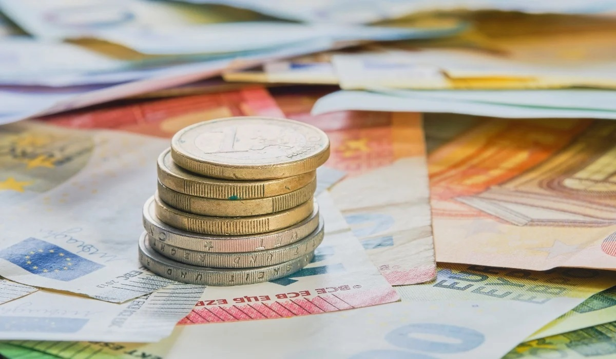 Νέος βασικός μισθός: Γιατί είναι μικρότερος από το 2011 – Πού χάθηκε ο… κοινωνικός μισθός