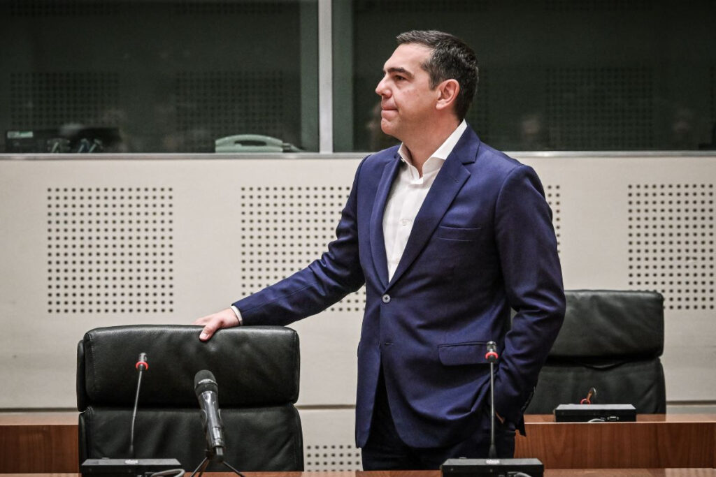 Άρχισε η «μάχη διαδοχής» του Τσίπρα: Γεροβασίλη σκέφτονται οι «προεδρικοί», Αχτσιόγλου ή Τσακαλώτο η «Ομπρέλα»