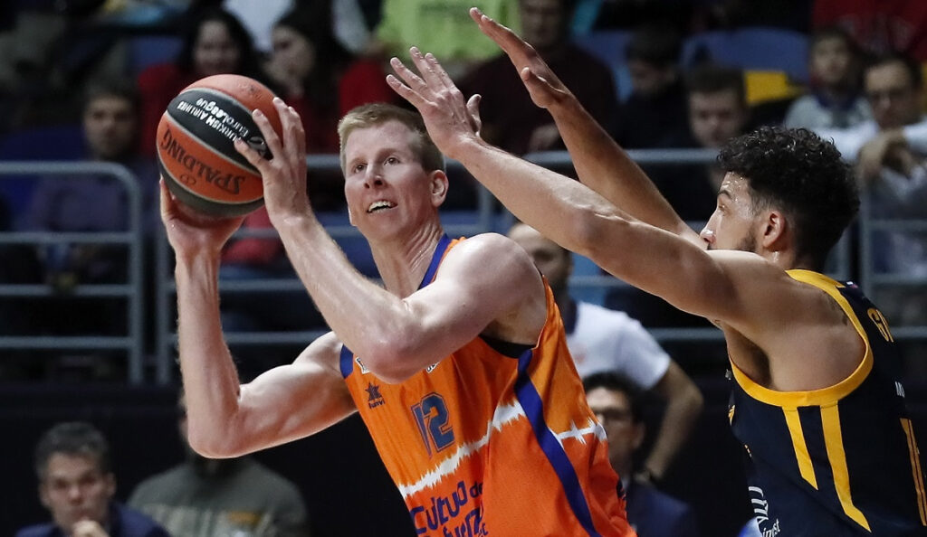 Ο Μπροκ Μότουμ υπέγραψε στην Μονακό