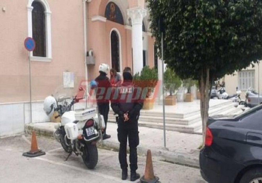 Κορονοϊός-Πάτρα: «Δεν τελέσθηκε Θεία Λειτουργία», λέει η μητρόπολη-Επιβλήθηκαν πρόστιμα σε 4 άτομα