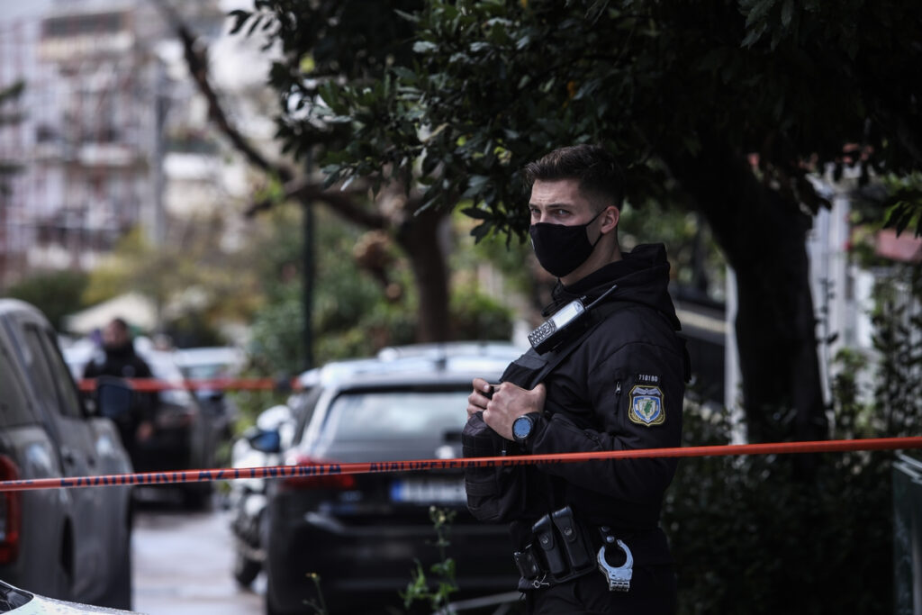Μαρτυρία για την τραγωδία στο Νέο Ηράκλειο: «Είχε έρθει στο φαρμακείο με μαχαιριά στον λαιμό»