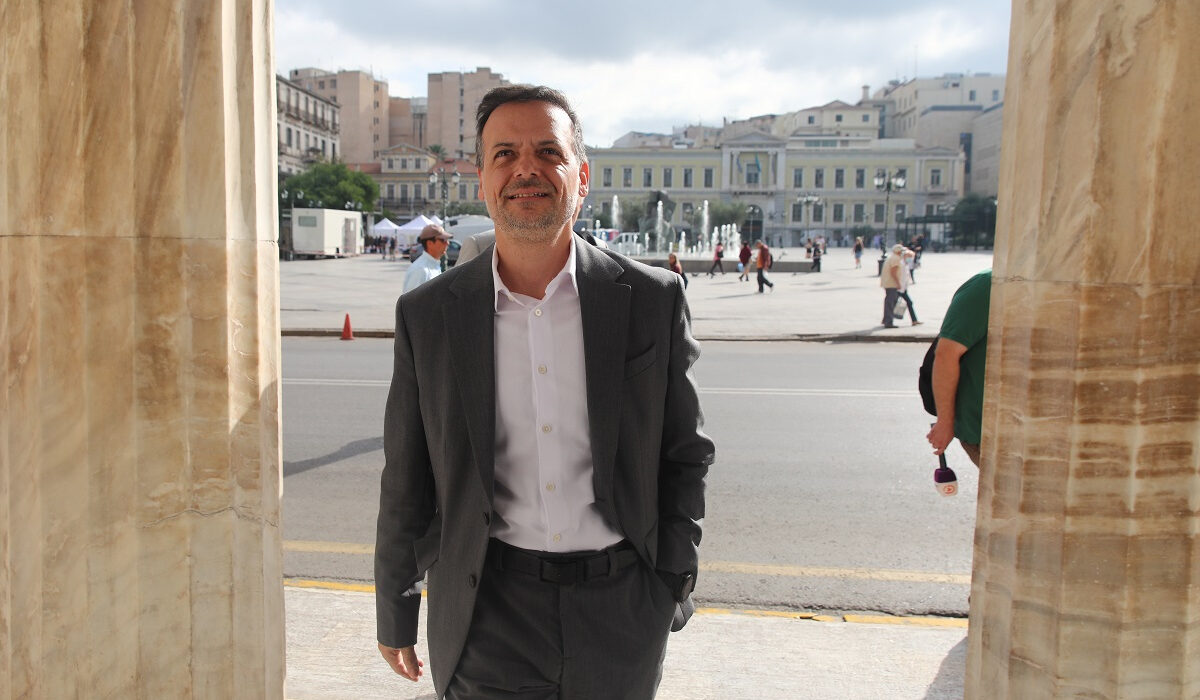 Βέλη Δούκα για Μπακογιάννη: «Πρέπει να ζητήσει συγγνώμη από τους Αθηναίους, εκδικητική η τροπολογία»