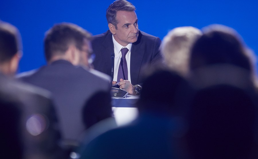 Ξεπέρασε το ρεκόρ του στις ερωτήσεις