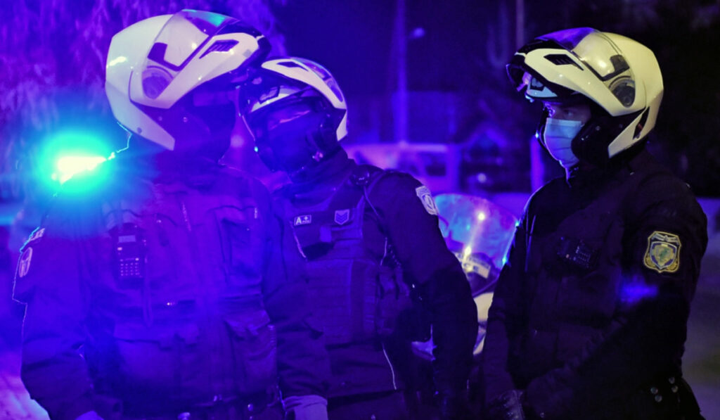 Ζωγράφου: Επίθεση με μολότοφ εναντίον αστυνομικών της ΔΙ.ΑΣ. – Ένας τραυματίας στην Πανεπιστημιούπολη