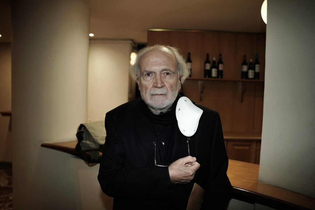 Τα είκοσι αριστουργήματα του Γιάννη Μαρκόπουλου που όλοι τραγουδήσαμε