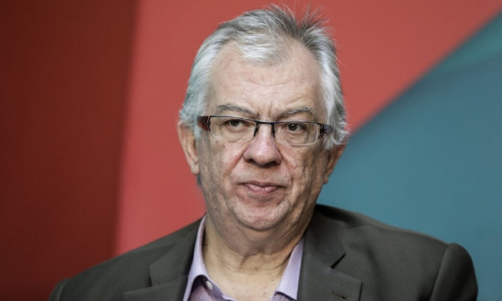 Παναγιώτης Καρκατσούλης: Τρένα, οργάνωση και διοικητική επιστήμη