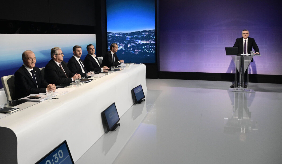 Διακομματική για ντιμπέιτ: Δεκτές οι προτάσεις των δημοσιογράφων – Oι δυο νέες προσθήκες