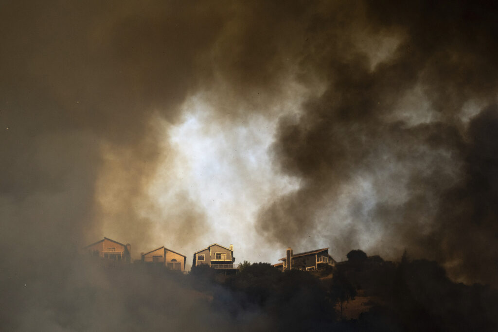 Οι καπνοί από τις φωτιές σκοτώνουν επιπλέον 12.000 ανθρώπους ετησίως – Νέα έρευνα