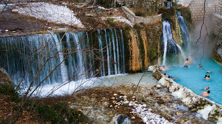 Λουτρά Πόζαρ: Ο λόγος που κινδυνεύουν με λουκέτο