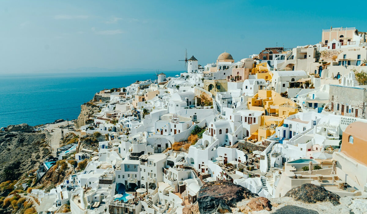 Μοντέλο… Βενετίας σε Σαντορίνη και Μύκονο: Με εισιτήριο 10 ευρώ θα μπαίνουν οι επιβάτες των κρουαζιερόπλοιων