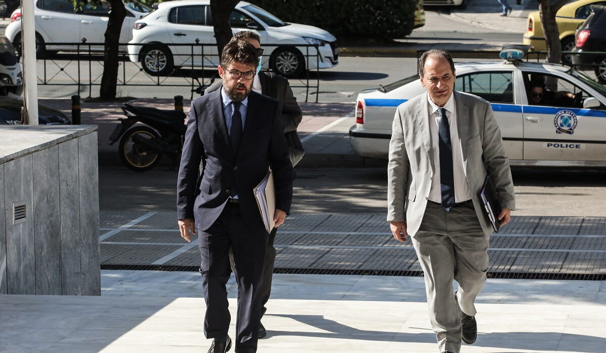 «Αρπακτικό» και στο κινητό του Σπίρτζη – Καταγγελία του ΣΥΡΙΖΑ στον Άρειο Πάγο