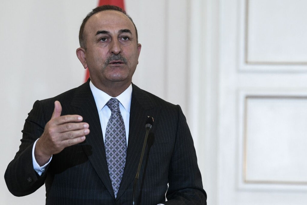 Τσαβούσογλου κατά Δύσης για το κλείσιμο πρεσβειών – «Δεν μοιράζονται μαζί μας σημαντικές πληροφορίες»