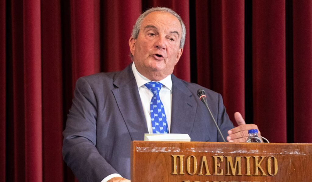 Τι θα κάνει ο Κώστας Καραμανλής: Ο δύσκολος γρίφος και η (εύκολη) λύση