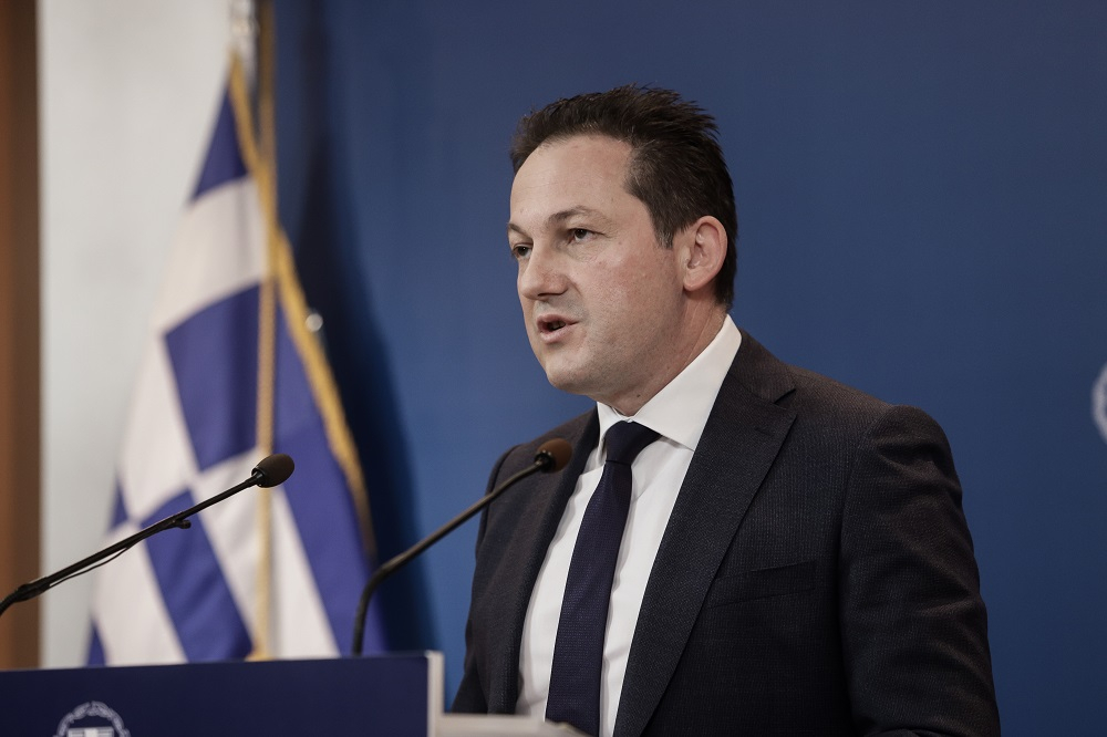 Κορονοϊός: Θετική στον ιό η σύζυγος του κυβερνητικού εκπροσώπου Στέλιου Πέτσα