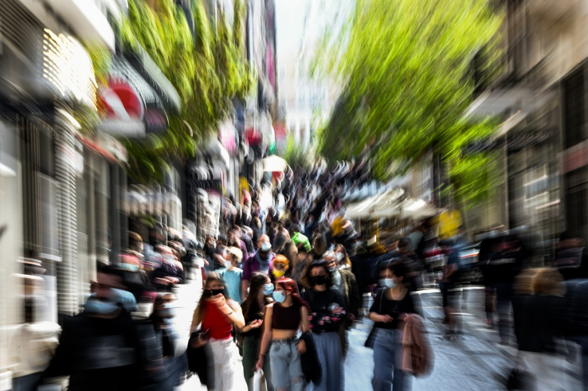 Το τελευταίο SMS στο 13032