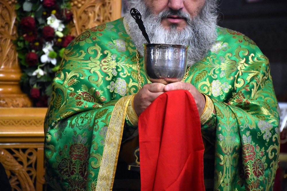Κορονοϊός και θεία κοινωνία