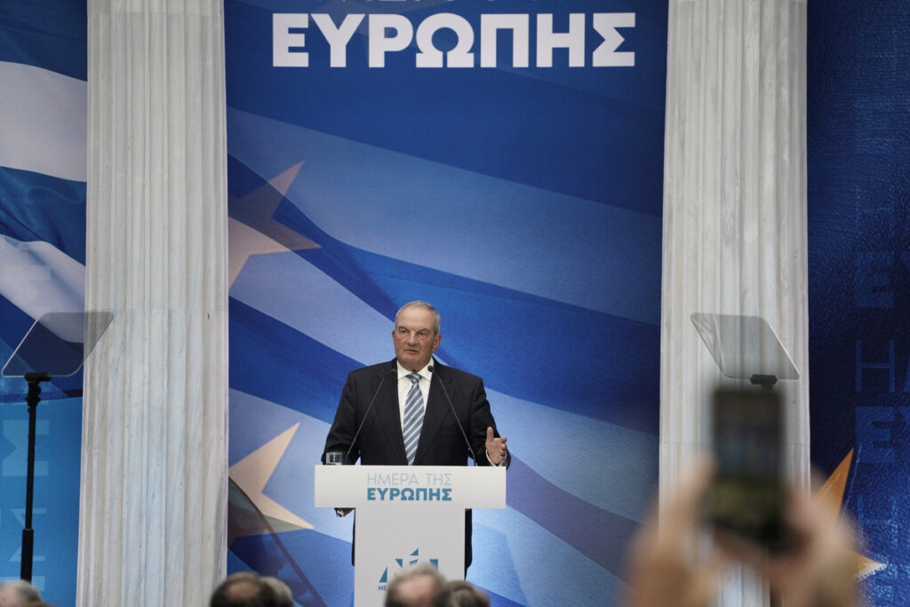 Κώστας Καραμανλής: Επικήδειος