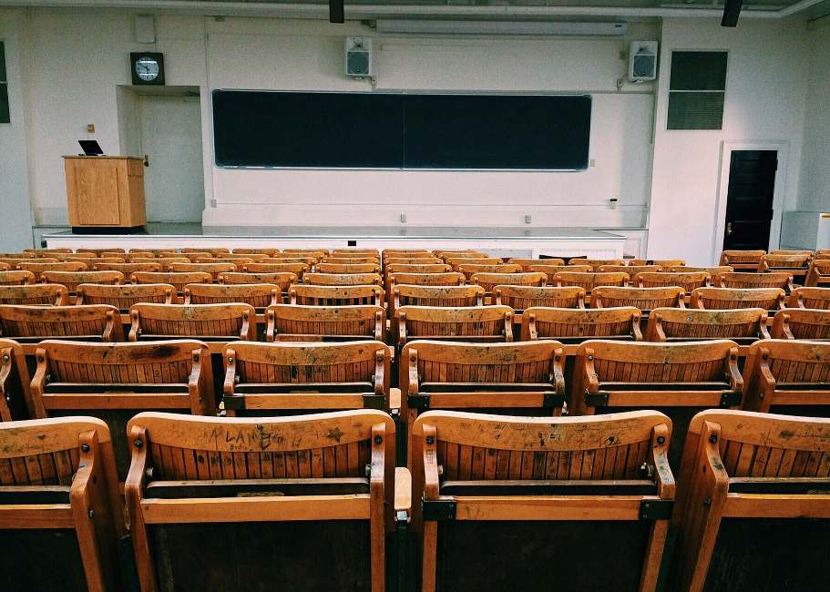 ΕΠΑΛ: Τα σημερινά θέματα των Πανελλαδικών