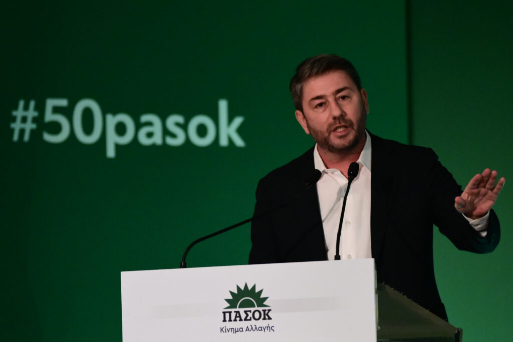 Ανδρουλάκης για Βάσω Παπανδρέου: «Εμβληματική πολιτική προσωπικότητα – Υπηρέτησε με σθένος και δυναμισμό»