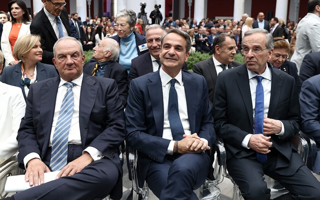 O Σαμαράς στέλνει μηνύματα στον Μητσοτάκη και βάζει στο παιγνίδι τον Καραμανλή