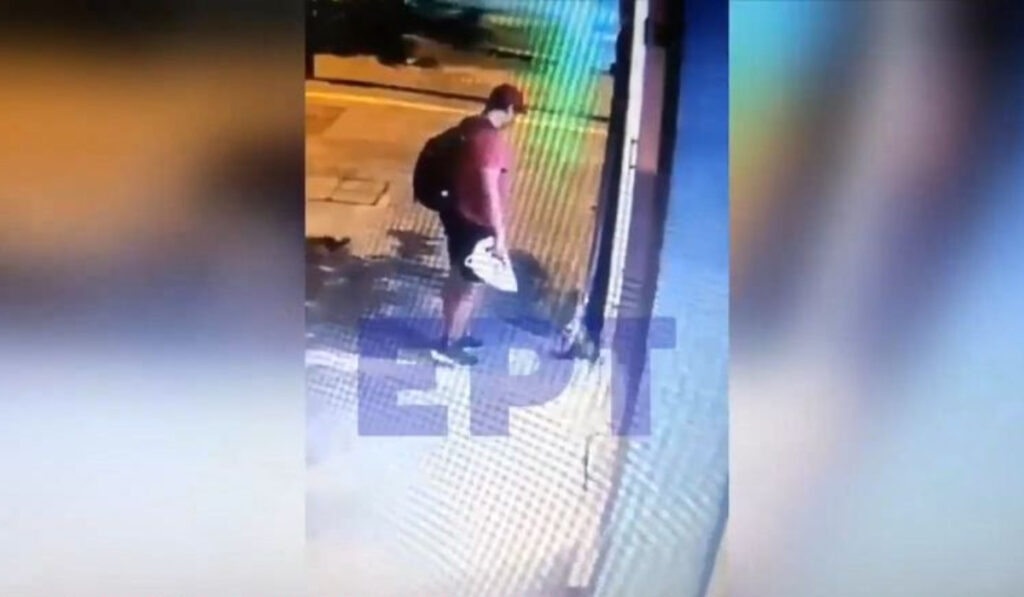 Βίντεο ντοκουμέντο: Κτηνωδία στη Θεσσαλονίκη – Ποδοπάτησε και σκότωσε νεογέννητο γατάκι