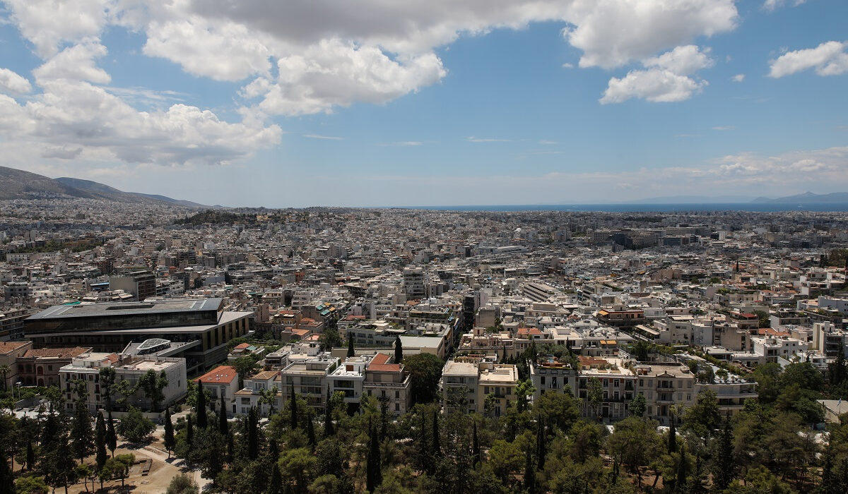 Εξοικονομώ 2025: Βγήκε ο πλήρης οδηγός – Οι δαπάνες και η προθεσμία για αίτηση