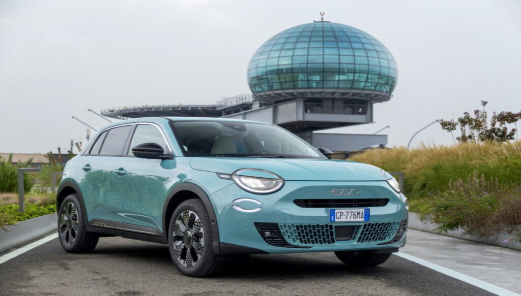 Νέο Fiat 600 Hybrid: Τιμές, εξοπλισμοί και τεχνικά χαρακτηριστικά