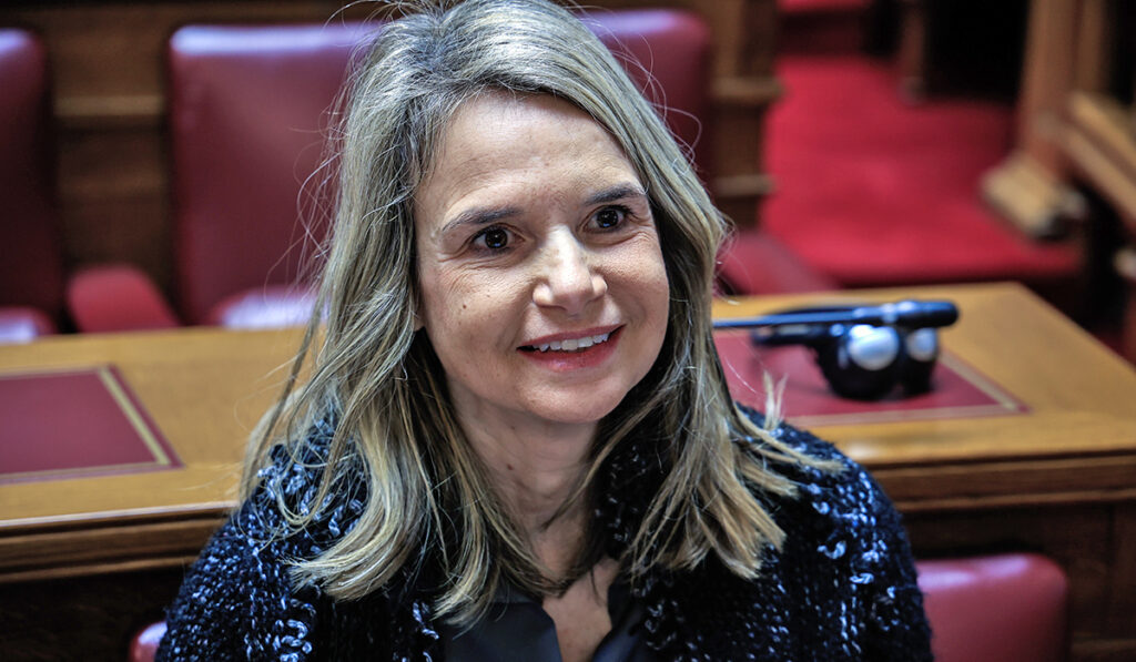 Βαριές καταγγελίες Μ. Αποστολάκη: «Λειψή» η δικογραφία των Τεμπών που έφτασε στη Βουλή