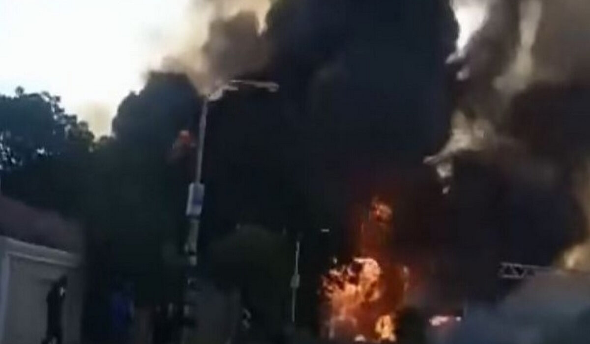 Νότια Αφρική: Έκρηξη βυτιοφόρου με 9 νεκρούς – Συγκλονιστικό βίντεο